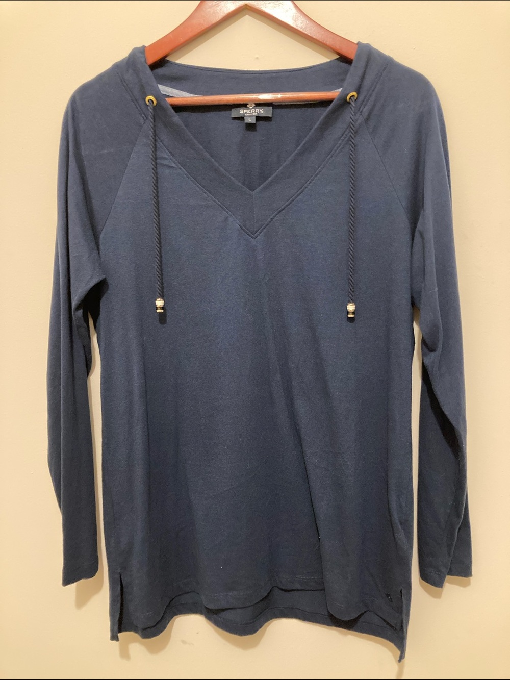 Sperry Navy V-Neck  Pullover SzL